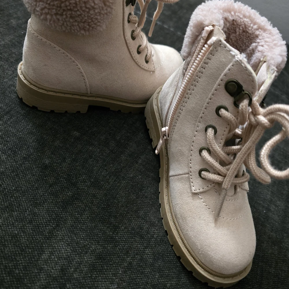 Old Navy cute lace